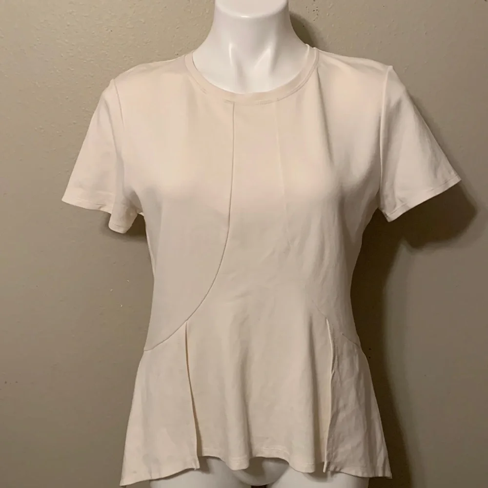 BCBGMaxazria Cream Top Size M - Picture 1 of 1
